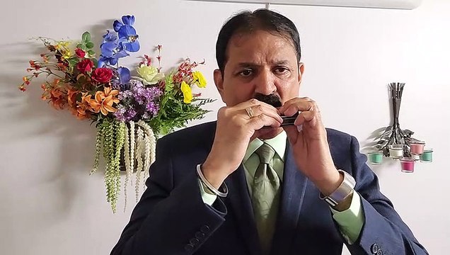 Chupnewale saamne aa-Film Tumsa Nahi Dekha 1957-Vintage Song on Harmonica Live Performance by Mukund Kamdar