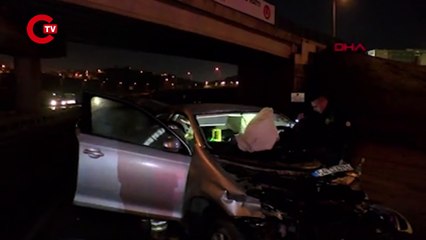 Çekmeköy'de korkunç kaza... Otomobil bariyerlere çarptı: 3 kişi ağır yaralandı