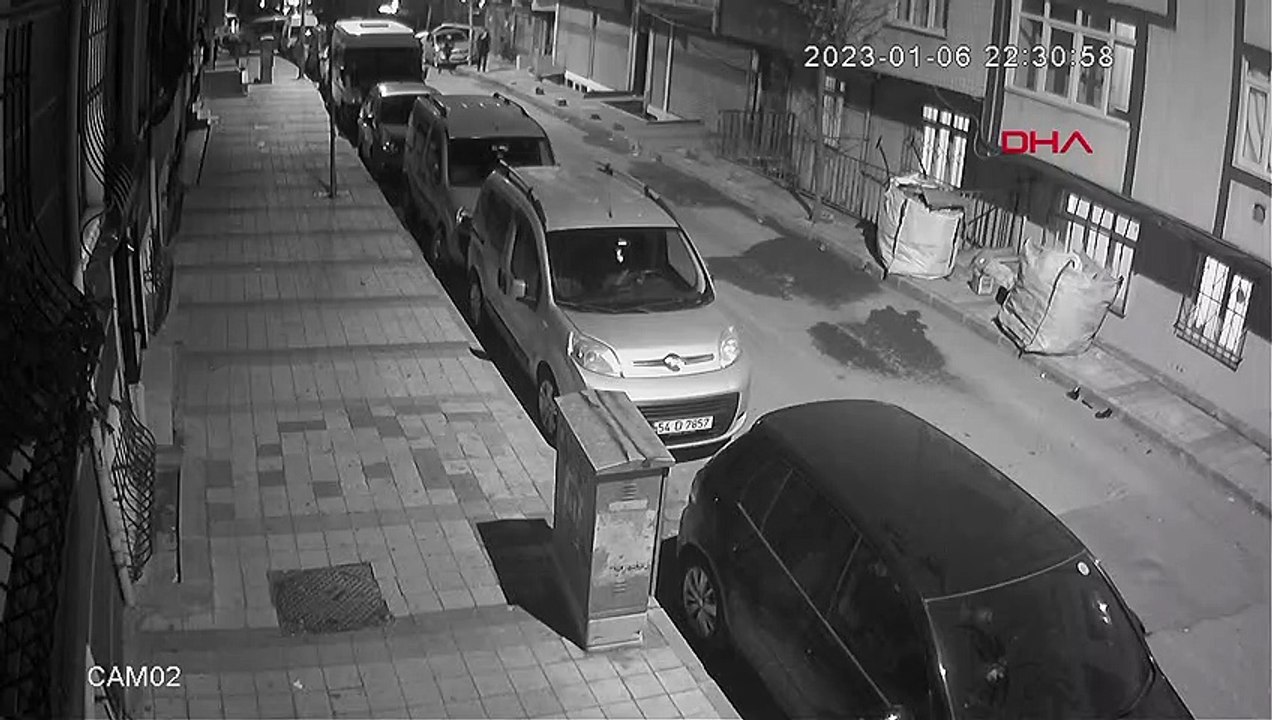 Çocukların kurusıkı tabancayla tehlikeli oyunu!