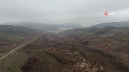 Barajlar kuruyunca suya ihtiyaç duyan bitkilerin ekimine kısıtlama getirildi