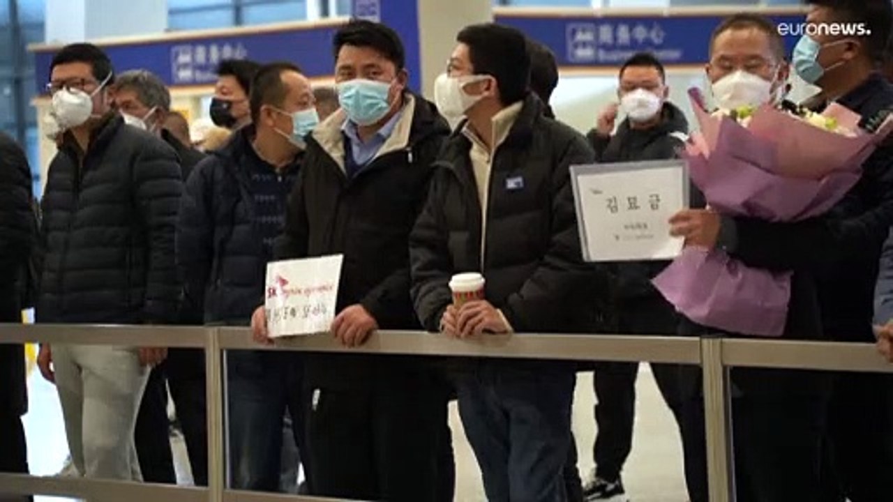 Trotz 2,5 Mio. Neuinfektionen pro Tag: China öffnet Grenzen, erster Besucherstrom aus Hongkong