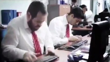 Abitab - Publicidad uruguaya en la que aparece "El Pistolero" Luis Suárez (2013)