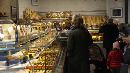 مخاوف من إغلاق المخابز في فرنسا.. لماذا؟