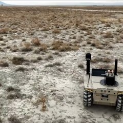 Türkiye'nin "robot askeri" füze attı