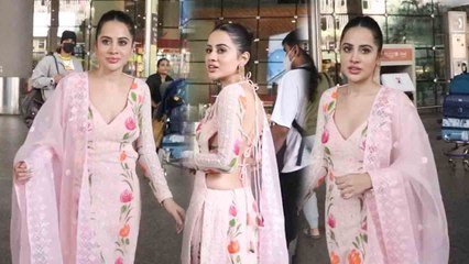 Urfi Javed Bikini नही Suit पहने आईं नजर, Delhi की ठंड को लेकर Media से किया मजाक! FilmiBeat #Video