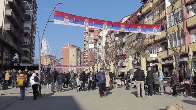 KUZEY MİTROVİCA - Sırplar, Kosova'nın kuzeyinde Sırbistan Cumhurbaşkanı karşıtı gösteri düzenledi