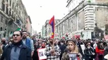Roma, il corteo dei manifestanti contro il regime iraniano