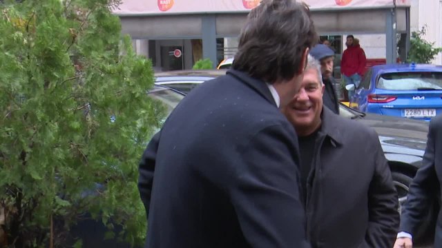 ASÍ fue la REACCIÓN de LAPORTA cuando le preguntan por la AUSENCIA de LEWANDOWSKI | DIARIO AS