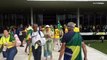 Antidisturbios despejan a los bolsonaristas que invadieron sedes de los tres poderes en Brasilia