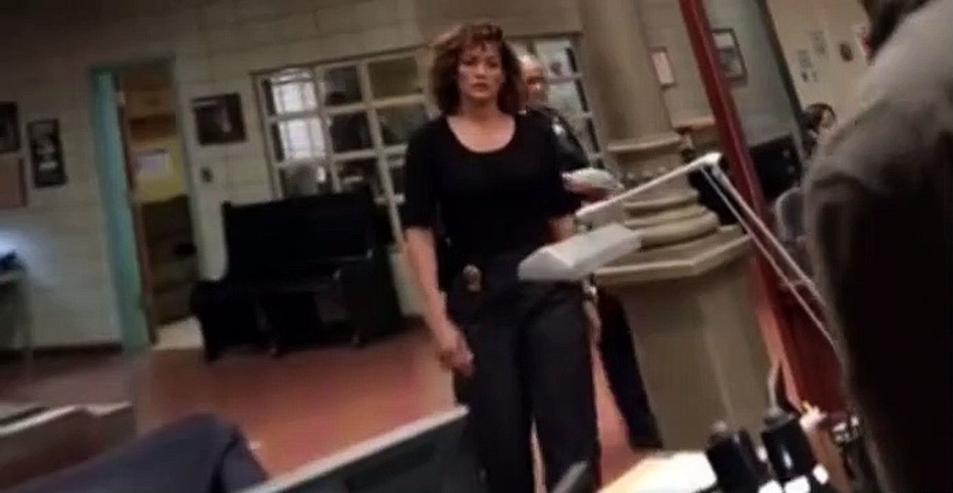 Shades Of Blue S02 E07