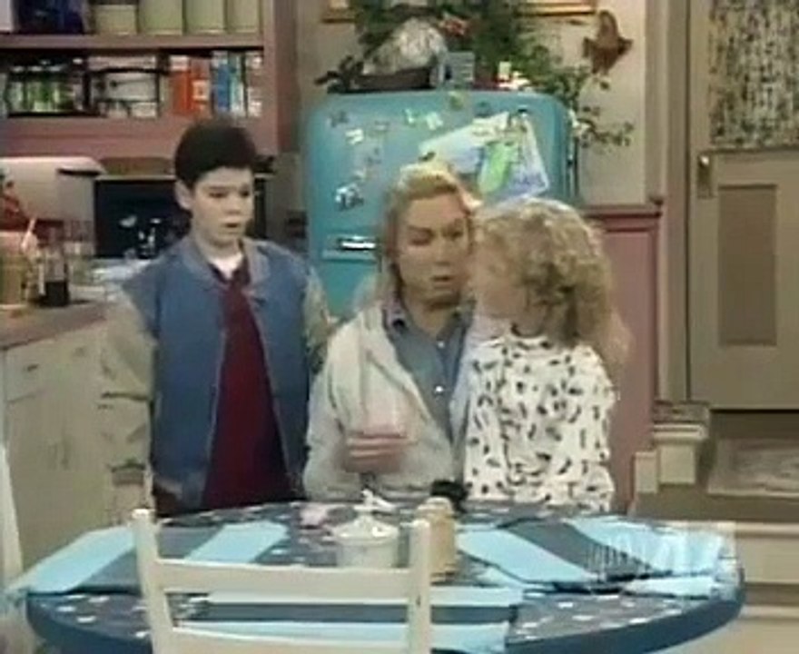 Grace Under Fire - Se2 - Ep08 HD Watch