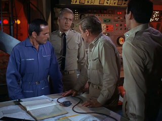 VIAGEM AO FUNDO DO MAR 65. Águas Fatais (Deadly Waters)