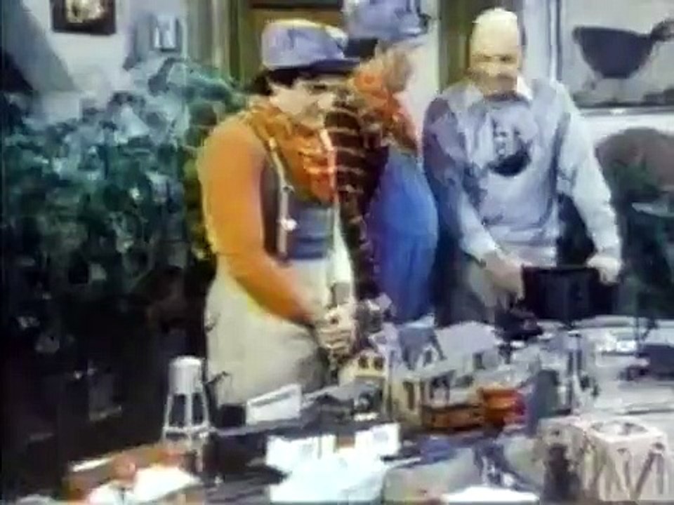 Mork and Mindy - Se4 - Ep13 - Metamorphosis - the TV Show HD Watch