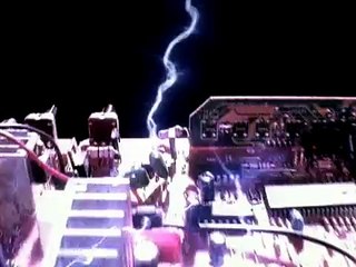 Comment fabriquer un monstre Bande-annonce (EN)