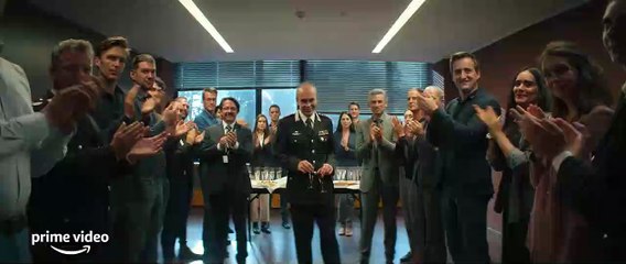 ¡No te pierdas el emocionante tráiler de 'Hombre Malo' en Amazon Prime Video! 🎬