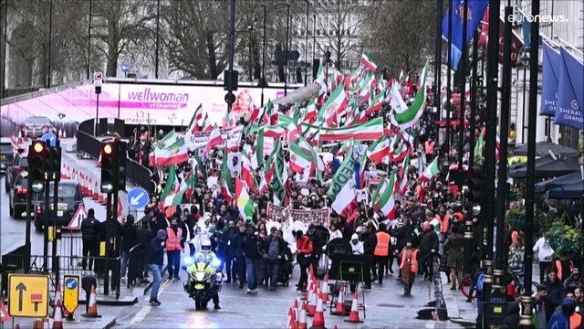 Митинги солидарности с иранскими протестующими в Европе и антифранцузская акция в Тегеране