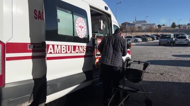 Kars'ta öğrenci servisinin devrilmesi sonucu 1 öğrenci öldü, 14 öğrenci yaralandı