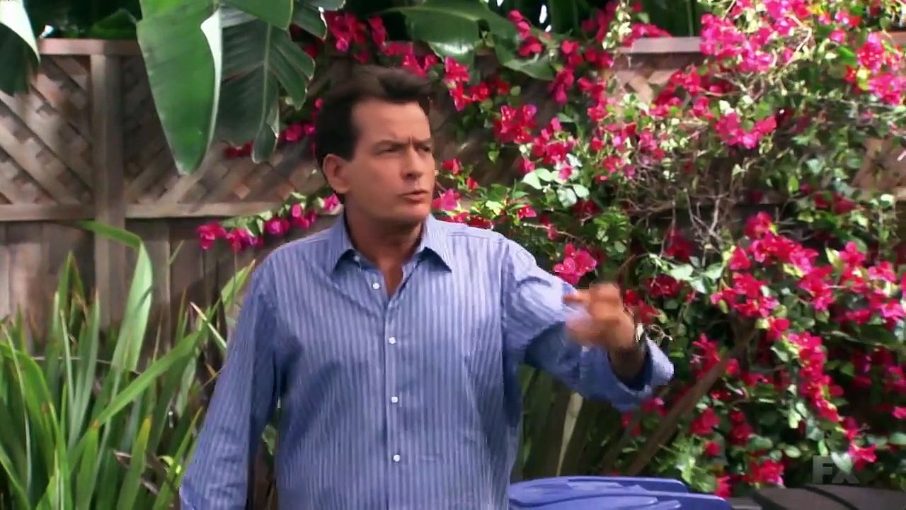 Anger Management - Se2 - Ep13 - Charlie And Lacey Piss Off The Neighborhood HD Watch