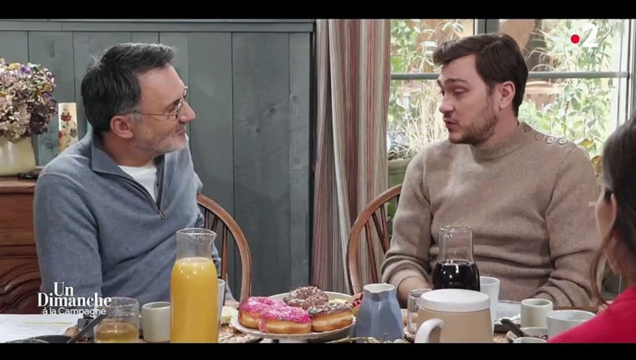En larmes, Jeff Panacloc annonce dans "Un dimanche à la campagne" sur France 2 sa rupture avec sa compagne: "Il y a eu beaucoup de bouleversements dans ma vie" - Regardez