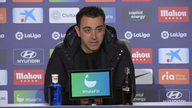 Xavi destaca la actitud encomiable de sus jugadores tras la victoria ante el Atlético