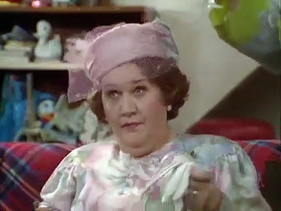 Keeping Up Appearances - Se1 - Ep06 HD Watch