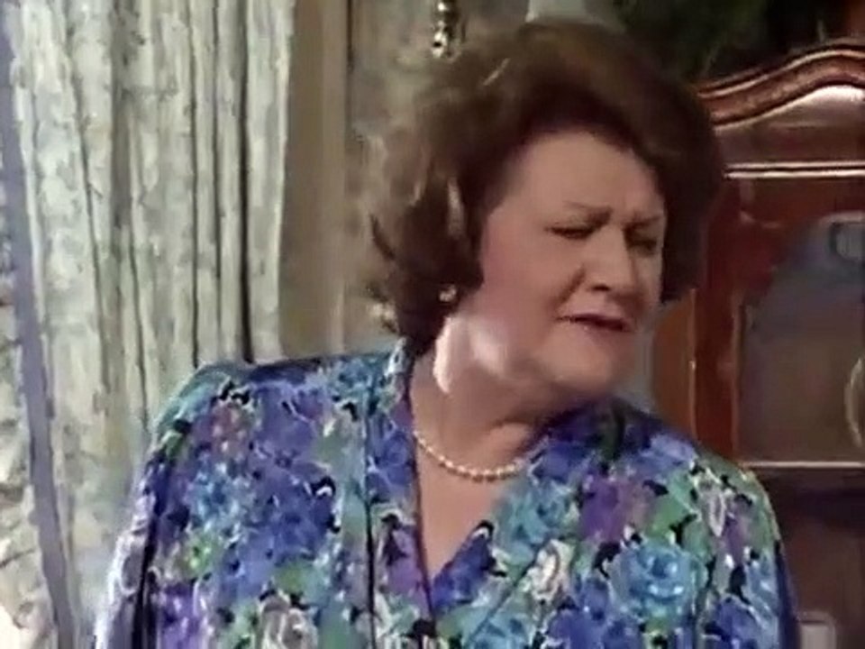 Keeping Up Appearances - Se2 - Ep09 HD Watch