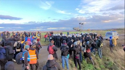 Aktivisten versammeln sich zu Protestaktionen in Lützerath