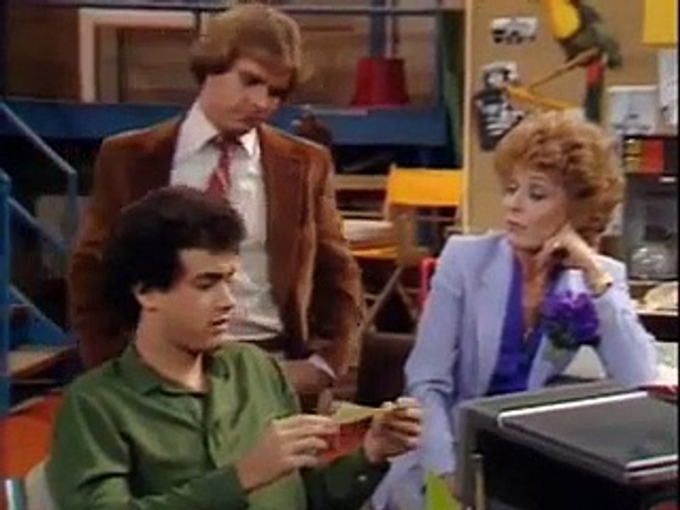 Bosom Buddies - Se2 - Ep15 HD Watch