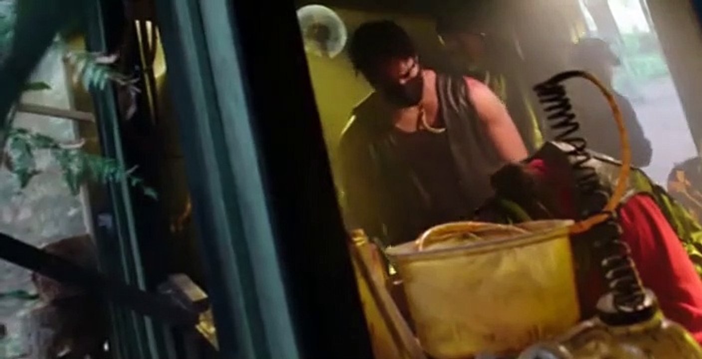 Vegas NZ S01 E01