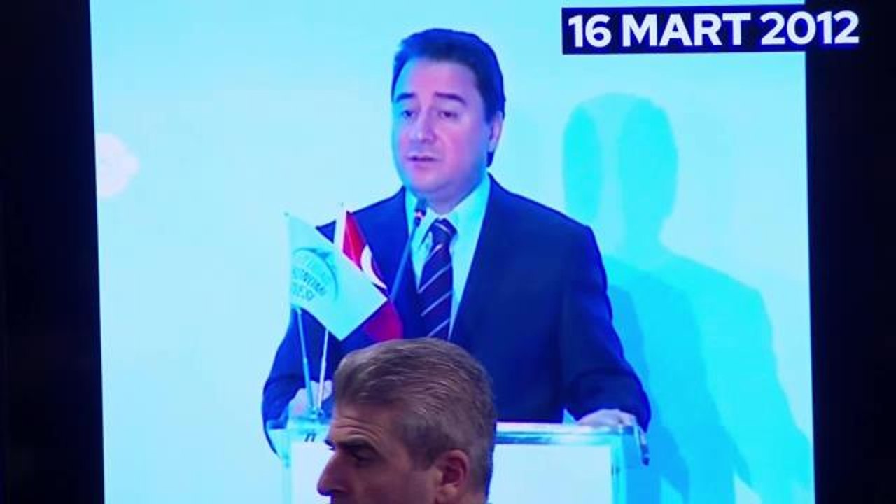 Ali Babacan, Partisinin 'Eğitim Eylem Planı'nı Açıkladı: "Türkiye; Öğrenen, Bilgiye Erişebilen, Ama Aynı Zamanda Sorgulayan Gençlerle Yükselecek"