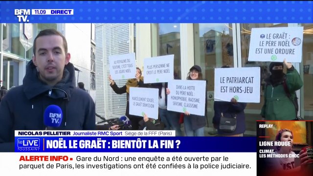 Noël Le Graët auditionné: des membres du collectif Les dégommeuses manifestent devant la FFF
