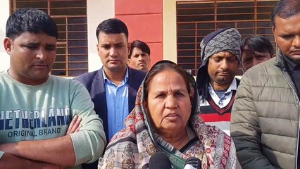 सीएचसी भवन में खामियां देख बिफरीं विधायक कहा... जालियां क्या कबाड़ी से खरीद ली हैं