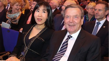 Gerhard Schröder schockiert: Das ist seine neue Zwangs-Diät