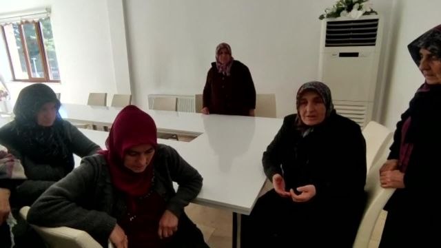 Amasya Çambükü'nde Meraları Elinden Alınan Köylüler: Sabah 8'den Beri Taşova Belediye Başkanını Bekliyoruz. Konuşacak Lafları Yok