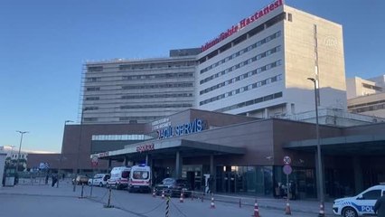 Tırla çarpışan minibüsteki 18 kişi yaralandı (2)