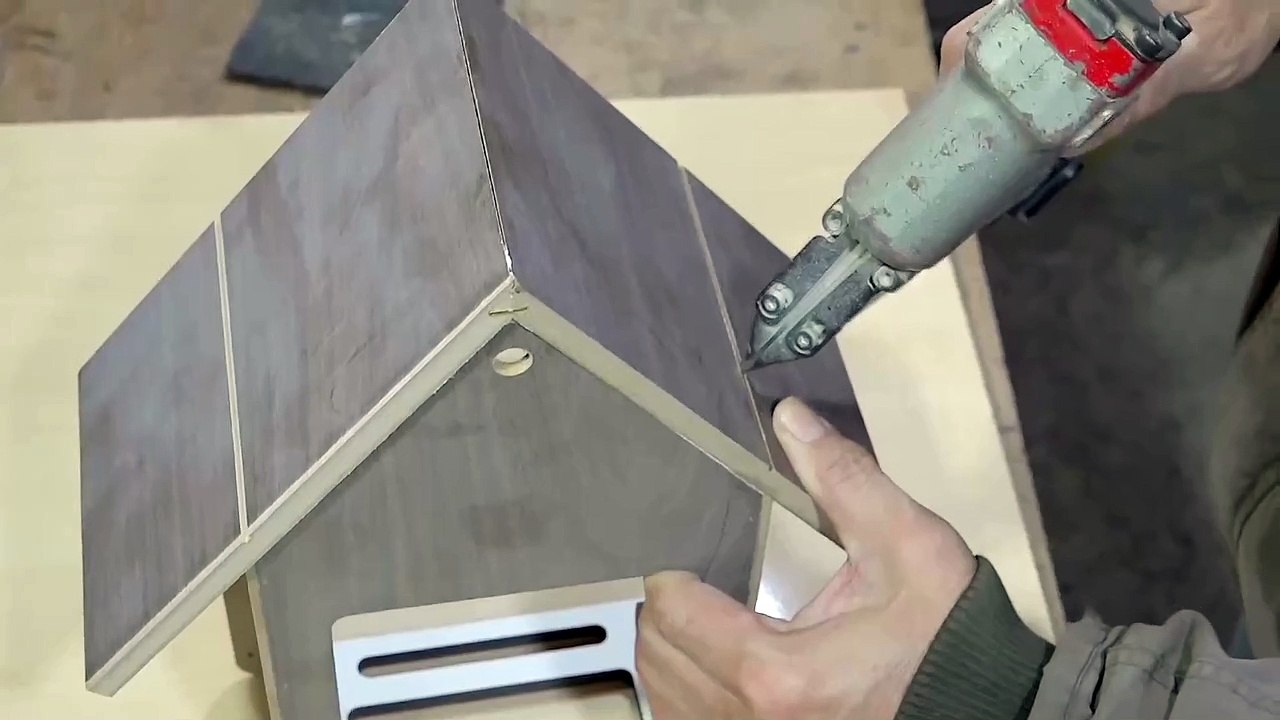 Process of Making Cuckoo Clock Last Wall Clock Factory