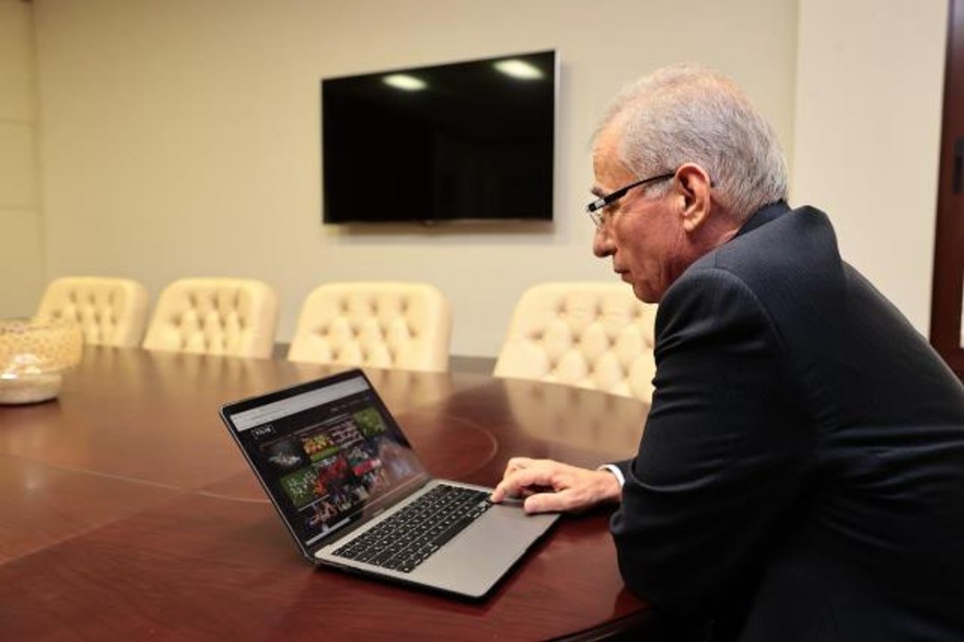 Denizli Büyükşehir Belediye Başkanı Zolan, AA'nın "Yılın Fotoğrafları" oylamasına katıldı