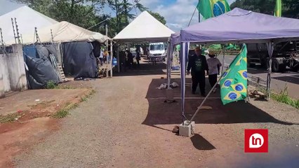 Acampamento bolsonarista começa a ser desmontado em Apucarana