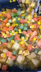 Mini Smoked Turkey Pot Pie _ Everyday Cooking Recipes