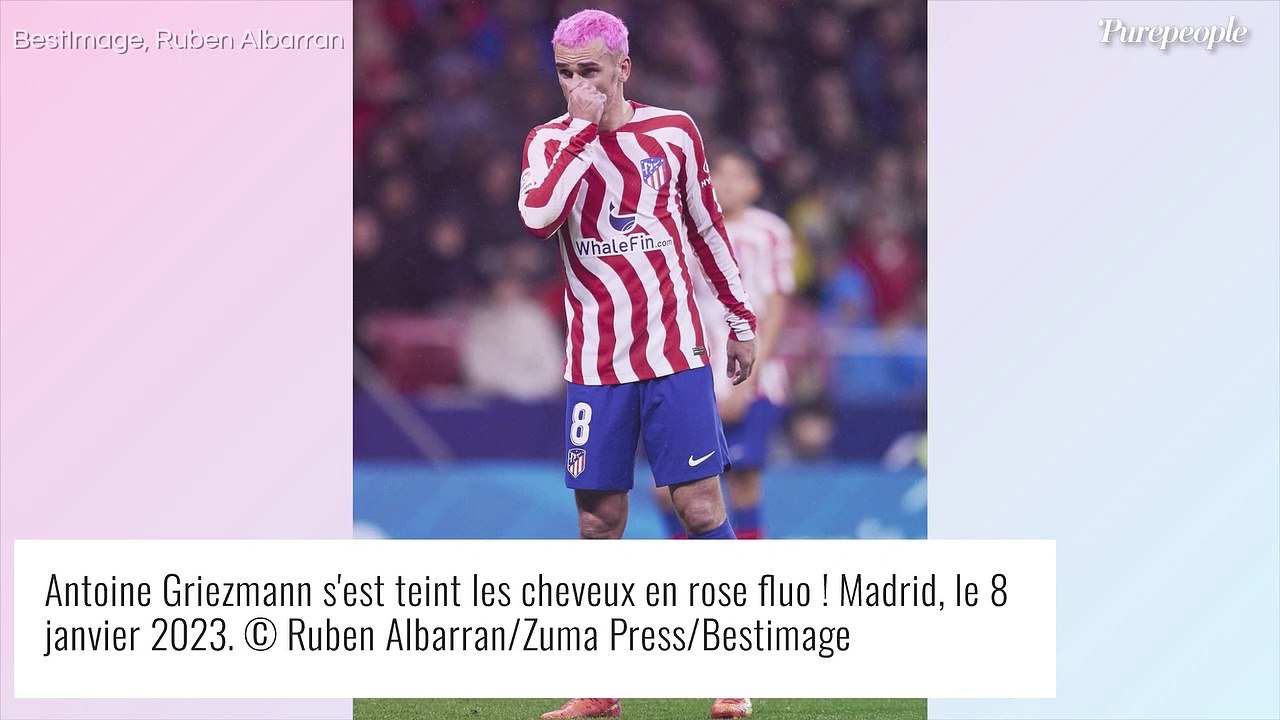 Antoine Griezmann explique enfin le choix pour son incroyable teinture rose et la raison est très drôle !