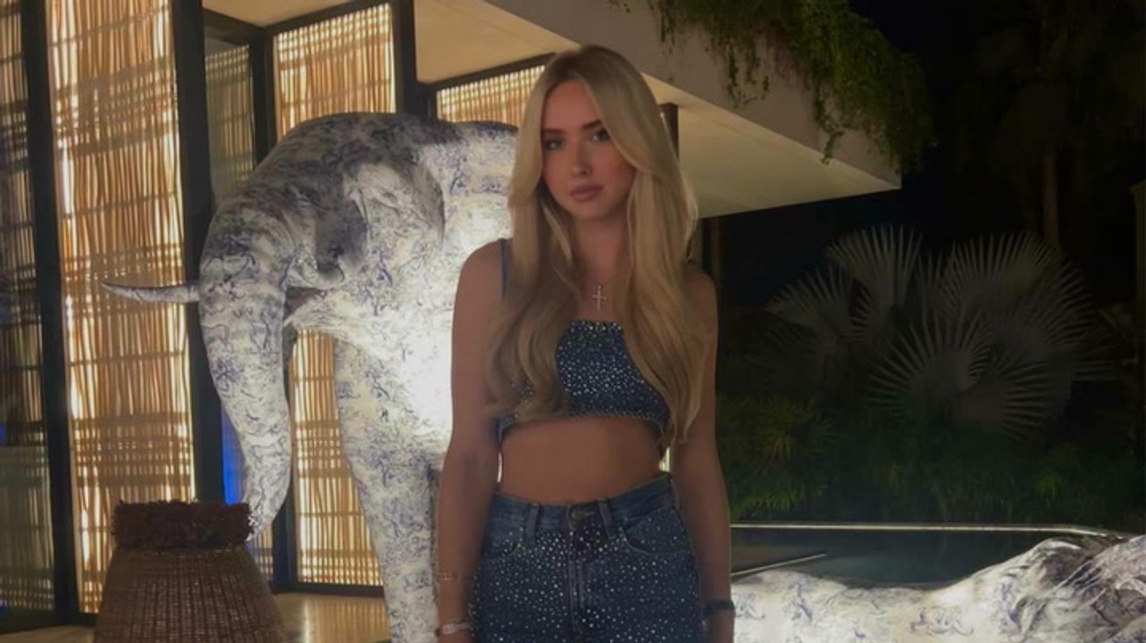 „Göttin“: Shania Geiss haut im Bauchfrei-Look alle um