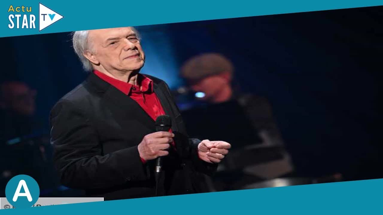 Salvatore Adamo : le chanteur belge est touché par une maladie des cordes vocales