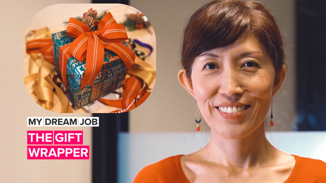 My Dream Job A glimpse into the life of a professional gift wrapper