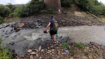 PESCA Y AVENTURA EN ARROYO DESCONOCIDO, EXPLORANDO Y MOJARREANDO BAJO LLUVIA