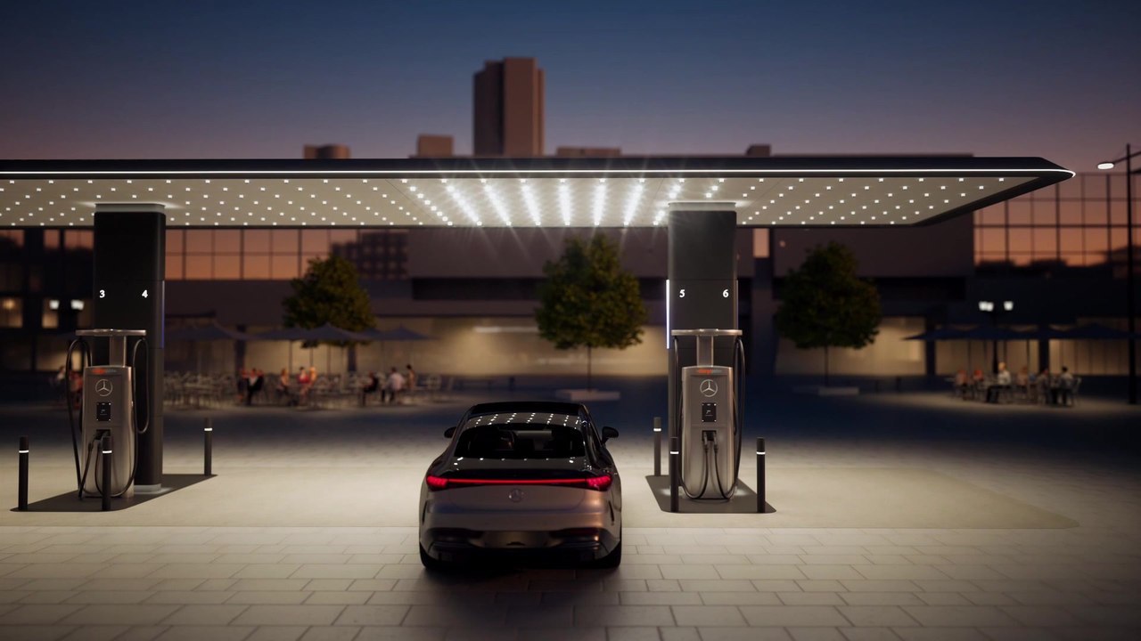 Mercedes-Benz startet in Nordamerika mit dem Aufbau eines eigenen globalen High-Power-Charging-Netzwerks