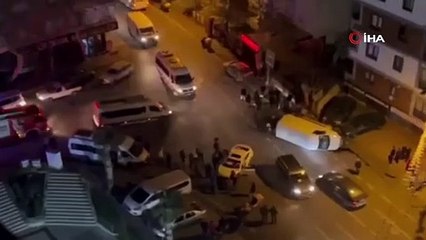 Kartal’da otomobil ile çarpışan panelvan devrildi: 2 yaralı