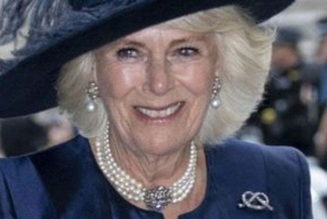 Le prince Harry tacle la reine consort Camilla Parker Bowles qui n'a pas tardé à répondre