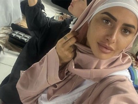 Pour le meilleur et le meilleur... : voilée et en direct de La Mecque, Marine El Himer fait une jolie déclaration