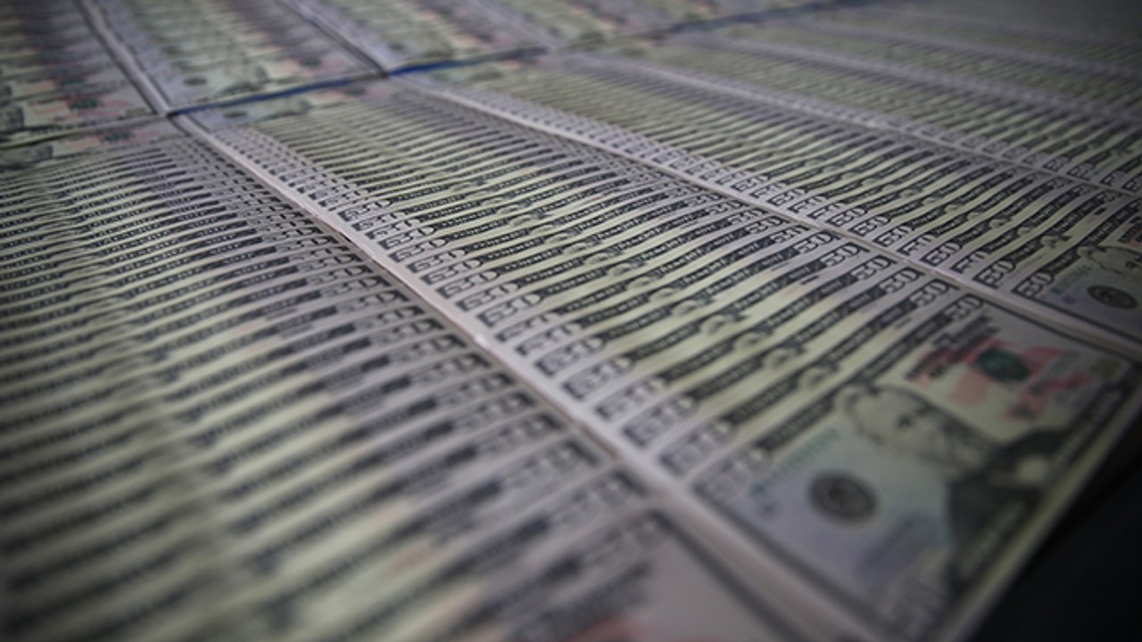 Hatay'da piyasaya sahte dolar sürmeye çalışan 2 şüpheli yakalandı
