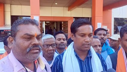 पंचायतों में पूछ-परख कम होने से कलेक्टर से मिलने पहुंचे ग्राम पटेल, देखें VIDEO